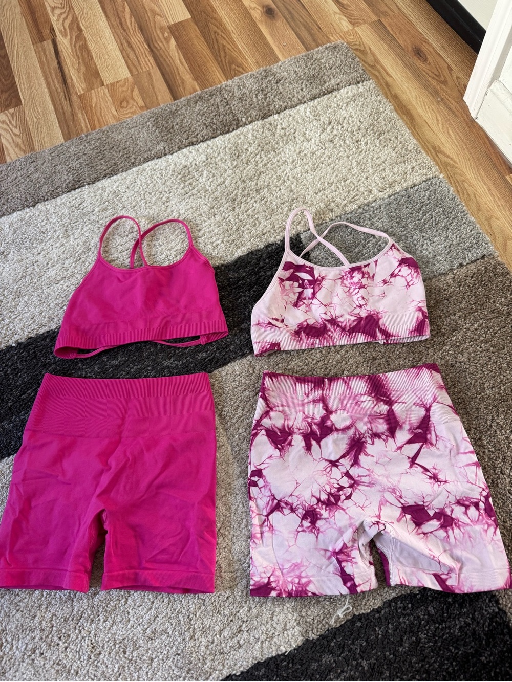 SUUKSESS workout sets